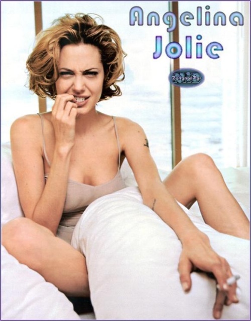 jolie010